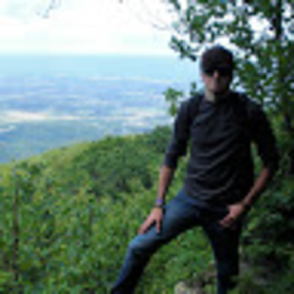 Profile Picture of Chris Brillante (@cbrillante23) on Poshmark