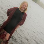 Profile Picture of Erin Schneider (@livinewell) on Instagram