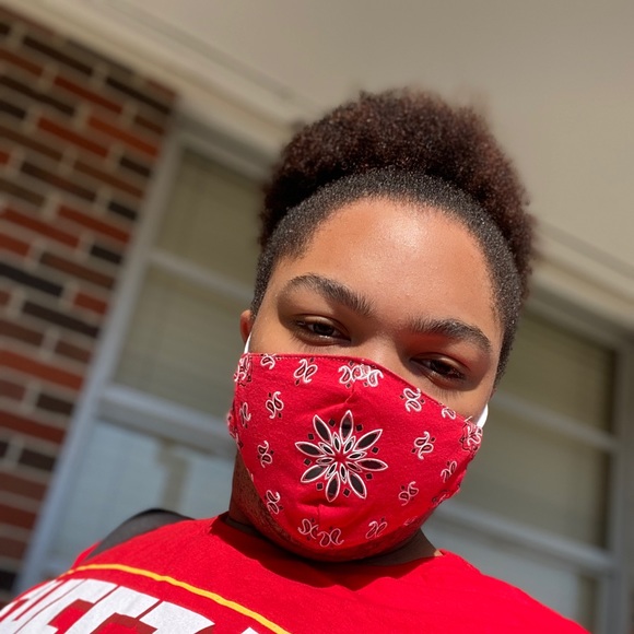 Profile Picture of Devontre Milson (@devontrellking) on Poshmark