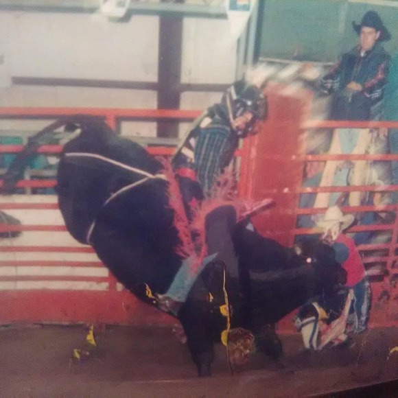 Profile Picture of Justin Burky (@justinburky) on Poshmark