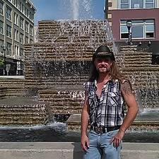 Profile Picture of Thomas Darnell (@Thomasdarnell2) on Twitter