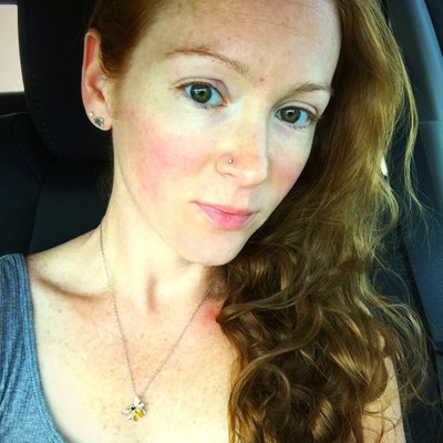 Profile Picture of Frances Parrish (@NikkiRed82) on Twitter