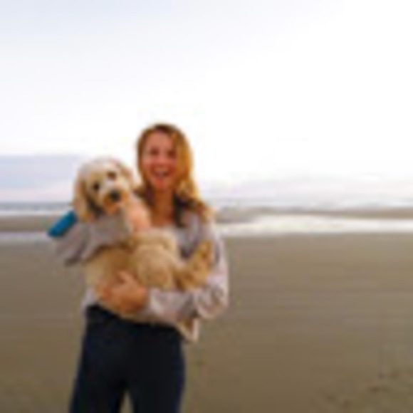 Olivia Sheridan - Poshmark Profile Picture of Olivia Sheridan (@ocsheridan) on Poshmark