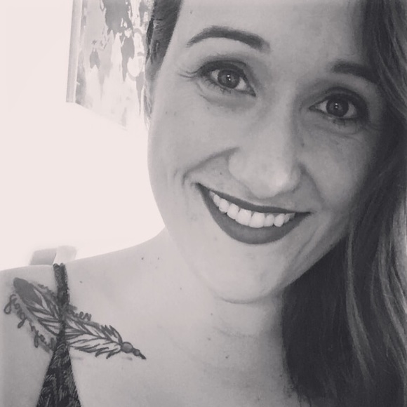 Profile Picture of Coley Schiro (@coleyschiro) on Poshmark