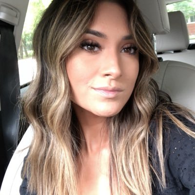 Profile Picture of Mary Lopez (@_MELopez_) on Twitter