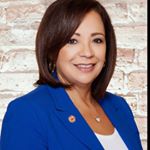 Profile Picture of Iris Martinez for 33 (@irisfor33) on Instagram