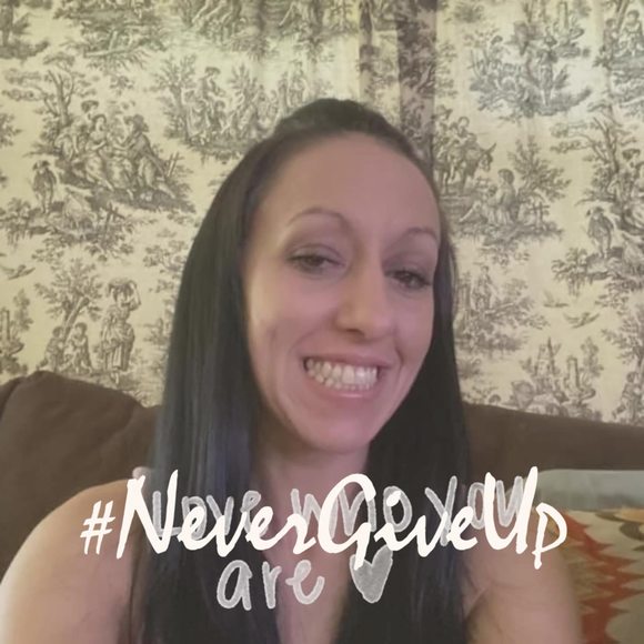 Profile Picture of Cindy Marteny (@cindyjmarteny85) on Poshmark