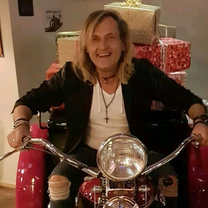 Profile Picture of pierre01 (@josefdummer) on Tiktok