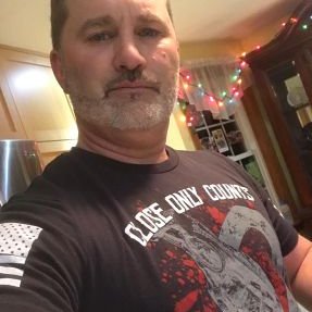 Profile Picture of Dave Bryant (@DaveBry77868666) on Twitter