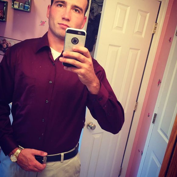 Profile Picture of Peter Franco (@peterfranco30) on Poshmark