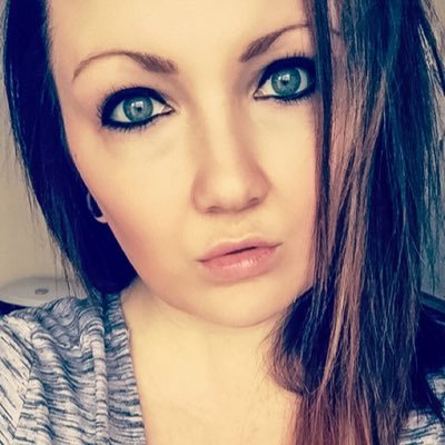 Profile Picture of Autumn Betts (@beyoutiful1987) on Twitter