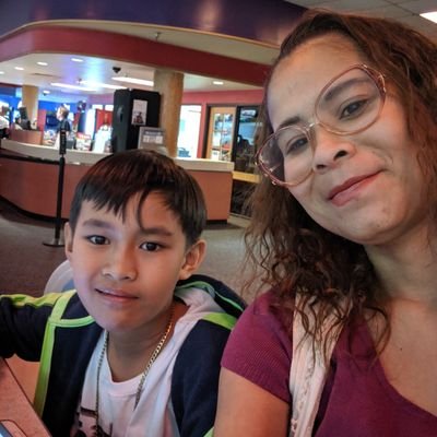 Profile Picture of Sandy Clairbush (@ClairbushSandy) on Twitter