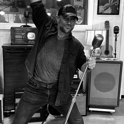 Profile Picture of Scotty 2 Hotty (@TheScotty2Hotty) on Twitter