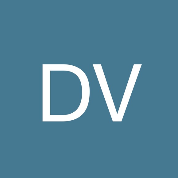 Profile Picture of Dodie Vlassis (@vlassis1) on Poshmark