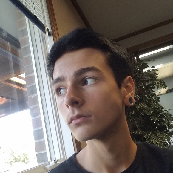 Jacob Stansberry - Poshmark Profile Picture of Jacob Stansberry (@jacobstansberry) on Poshmark