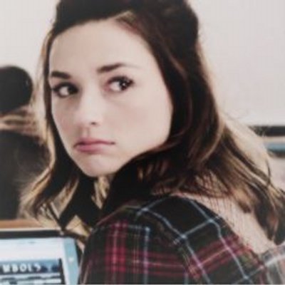 Profile Picture of ♡ (@YoungerDamon) on Twitter