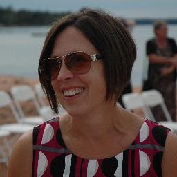 Profile Picture of Diane Arsenault (@di_beachgirl) on Twitter