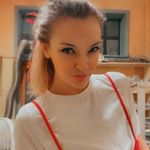 Jillian 💋 - Instagram Profile Picture of Jillian 💋 (@ragingstrawberries) on Instagram