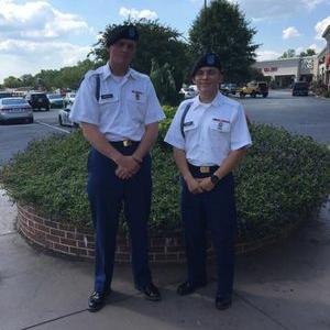 Profile Picture of Tom Porath (@146f08e8279141b) on Twitter