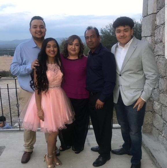 Anel Sanchez - Poshmark Profile Picture of Anel Sanchez (@anel_sanchez) on Poshmark