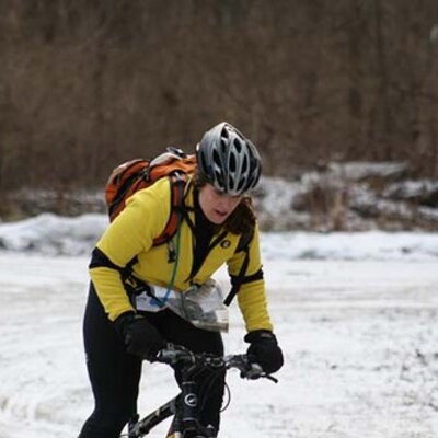 Profile Picture of Diane DeAngelis (@dtalaski) on Twitter
