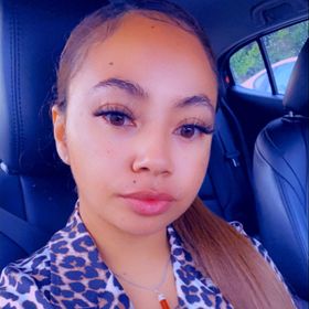 Profile Picture of Michaela Aguillard (@ka1yla92) on Pinterest