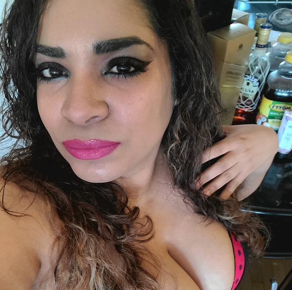 Profile Picture of Sasha Cabrera (@smarie1215) on Poshmark