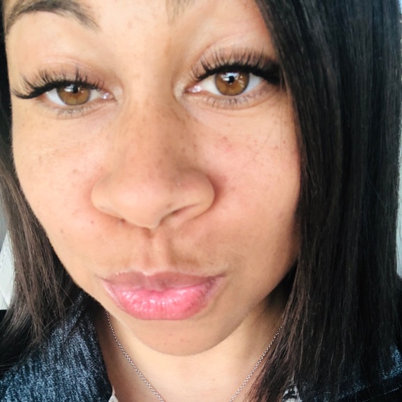 Profile Picture of Brandy Hodge (@bshariee07) on Poshmark