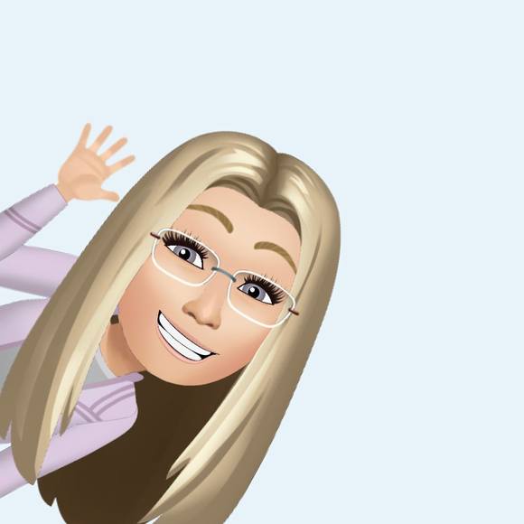 Profile Picture of Kerri Weber (@kweber67235) on Poshmark