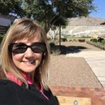 Profile Picture of Julie Fischer (@fischerjulie) on Instagram