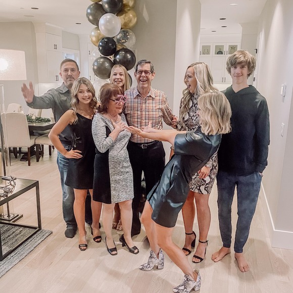 Profile Picture of Kim Archambeau (@kkubalik) on Poshmark