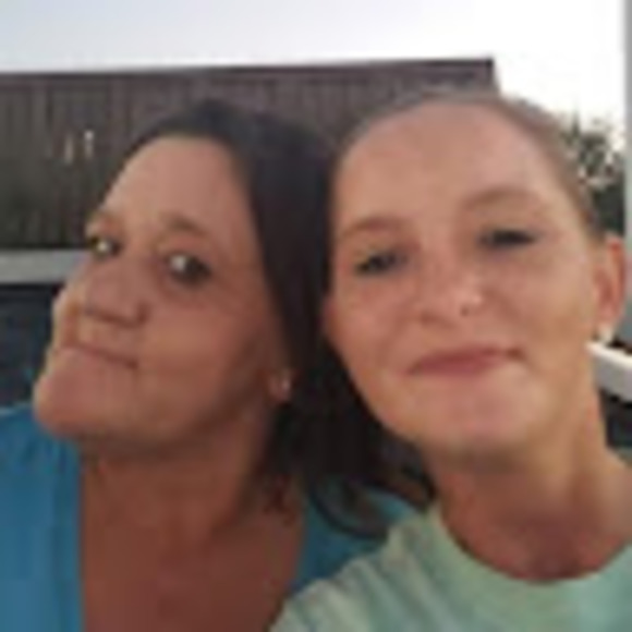 Profile Picture of Pamela Adkins (@adkinspamela36) on Poshmark