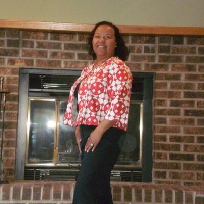 Profile Picture of Zelda Collins-Moore (@zelda_collins) on Twitter