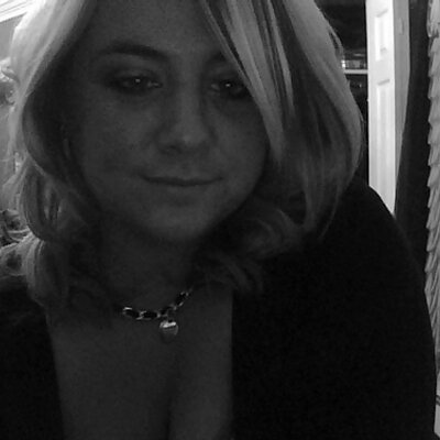 Profile Picture of Danielle DiTomasso (@xalmostxxfamous) on Twitter