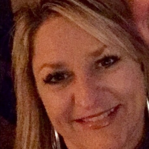 Profile Picture of Tammy Mazoch (@mazochta) on Poshmark