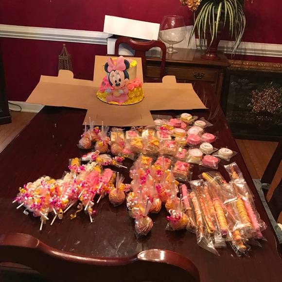 Profile Picture of Retha Byrd (@cadillacsally) on Poshmark