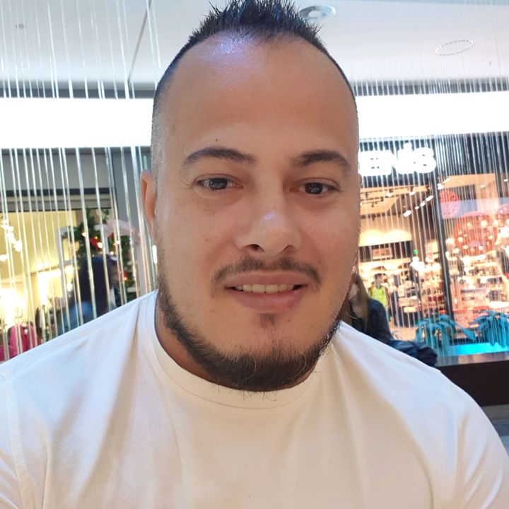 Profile Picture of Paul Roman (@paulroman05) on Tiktok