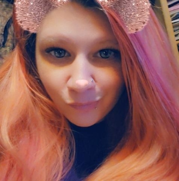 Profile Picture of Kitty Defilippis (@kittydefilippis) on Poshmark