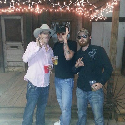 Profile Picture of John Perrine (@JpShamrockk) on Twitter