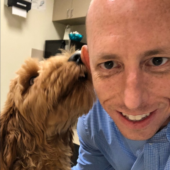 Profile Picture of Scott Streit (@scottstreit) on Poshmark