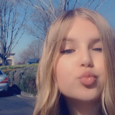 Ashley - Twitter Profile Picture of Ashley (@AshleyFeddersen) on Twitter