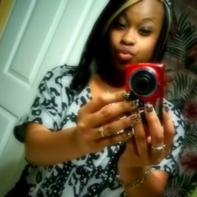 Profile Picture of Natalie Reid -Torres (@LovesDiamonds17) on Twitter