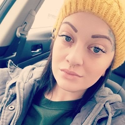 Profile Picture of Kelli Steele (@KelliBombshell) on Twitter