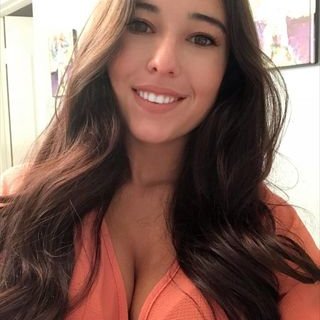 Profile Picture of Biancaartis000 (@biancaartis000) on Twitter