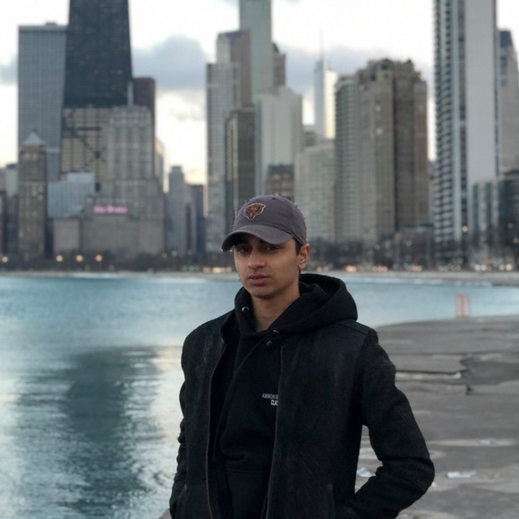 Profile Picture of Naveed Hussain (@naveedhussain) on Poshmark