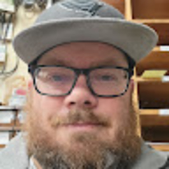 Profile Picture of Kenneth Barnett jr (@kbarnett8414) on Poshmark