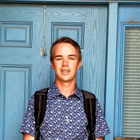 Profile Picture of Tyler Henson (@henson05) on Poshmark