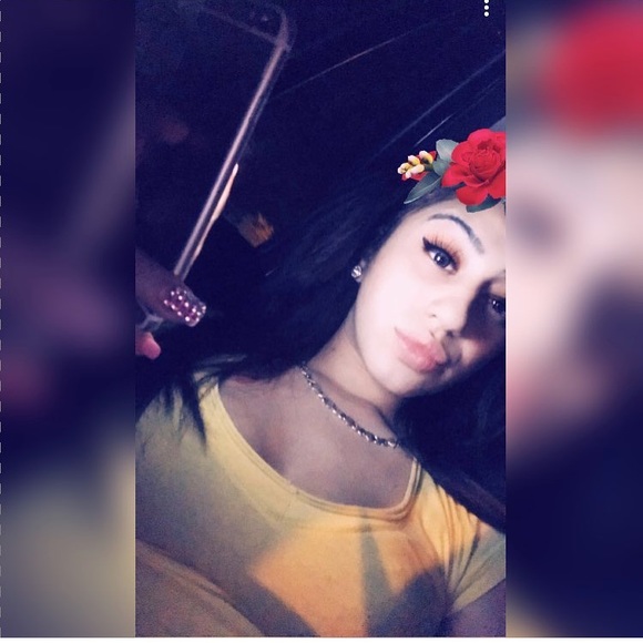 Profile Picture of Sky Lee (@daone0215) on Poshmark