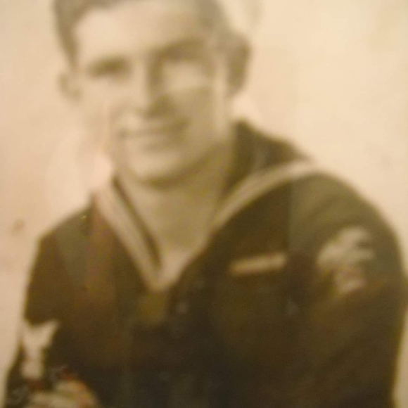 Profile Picture of Ryan Balaban (@ryanbalaban) on Poshmark