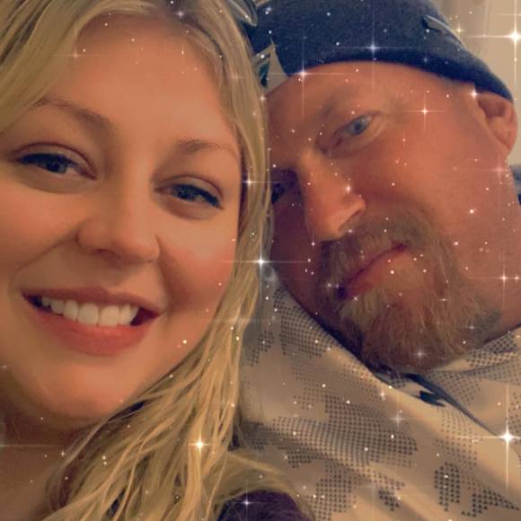 Profile Picture of Mikala Olson (@rmagolson) on Poshmark